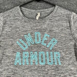 Under Armour‎ Shirt Womens Small Gray Short Sleeve Loose Fit Heat Gear Active